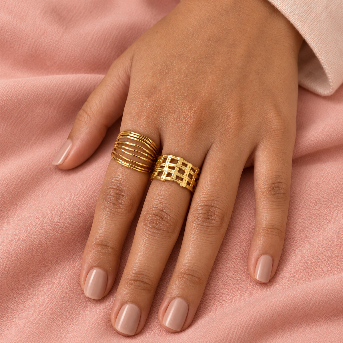 Gold-Tone Lattice and Multi-Rail Ring Designs