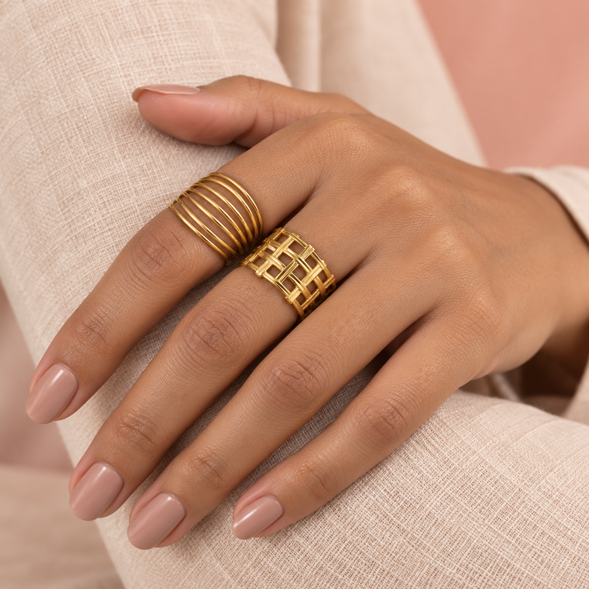 Gold-Tone Lattice and Multi-Rail Ring Designs