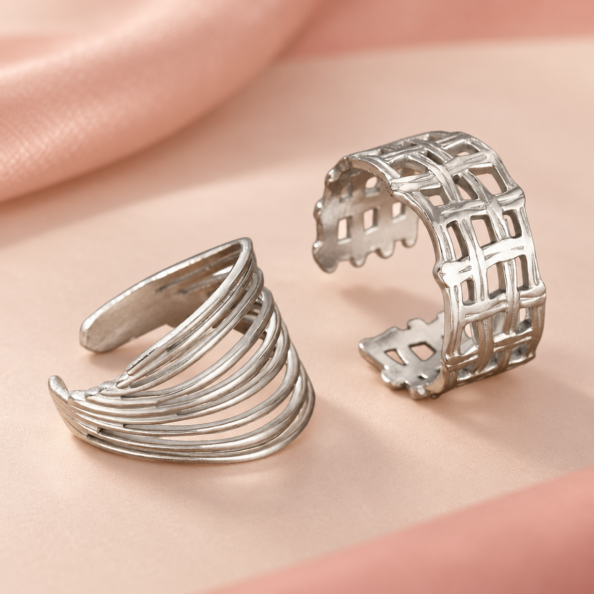 Silver-Tone Fan and Lattice Ring Designs