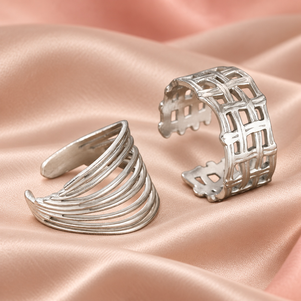 Silver-Tone Fan and Lattice Ring Designs