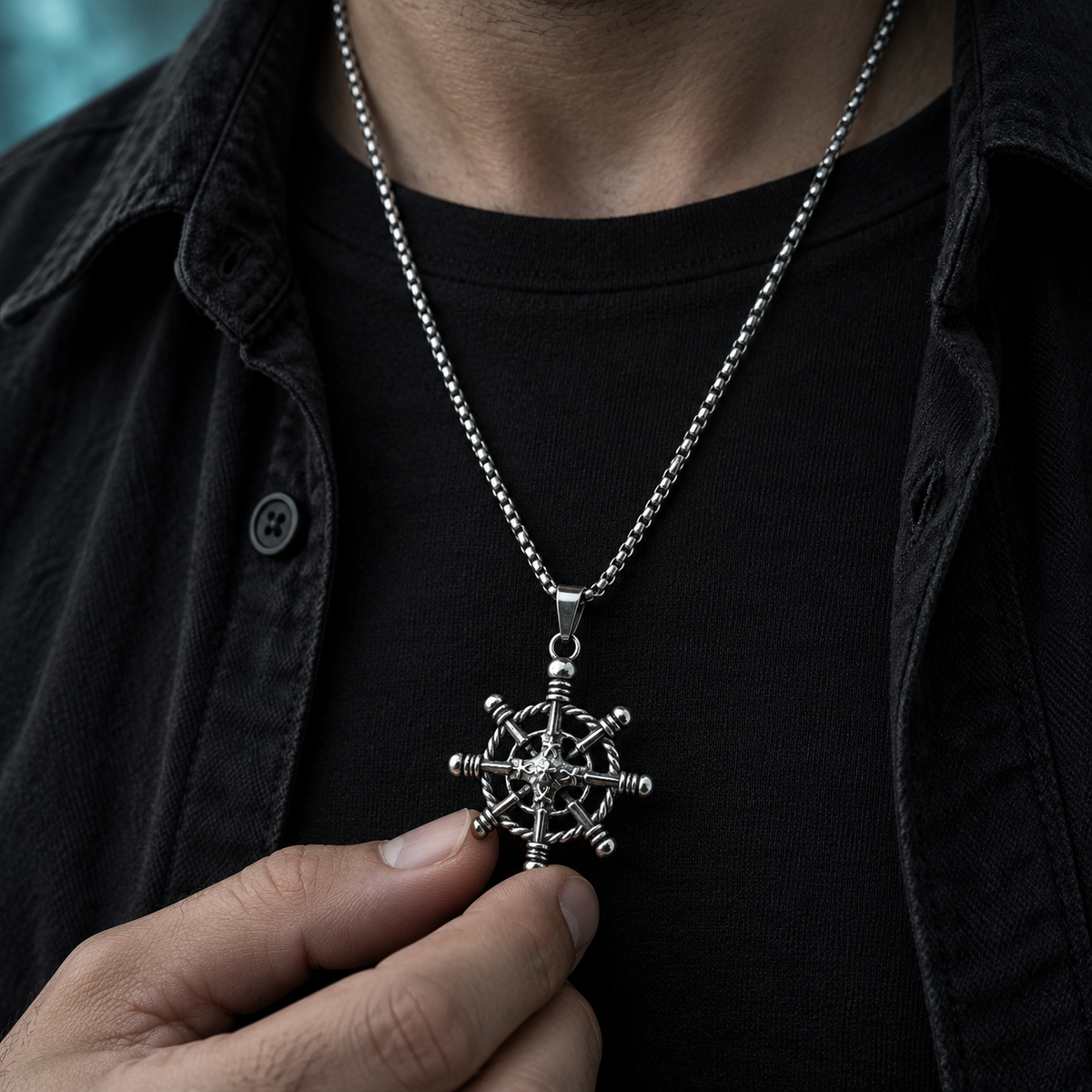 Wheel-Motif Pendant Necklace for Men