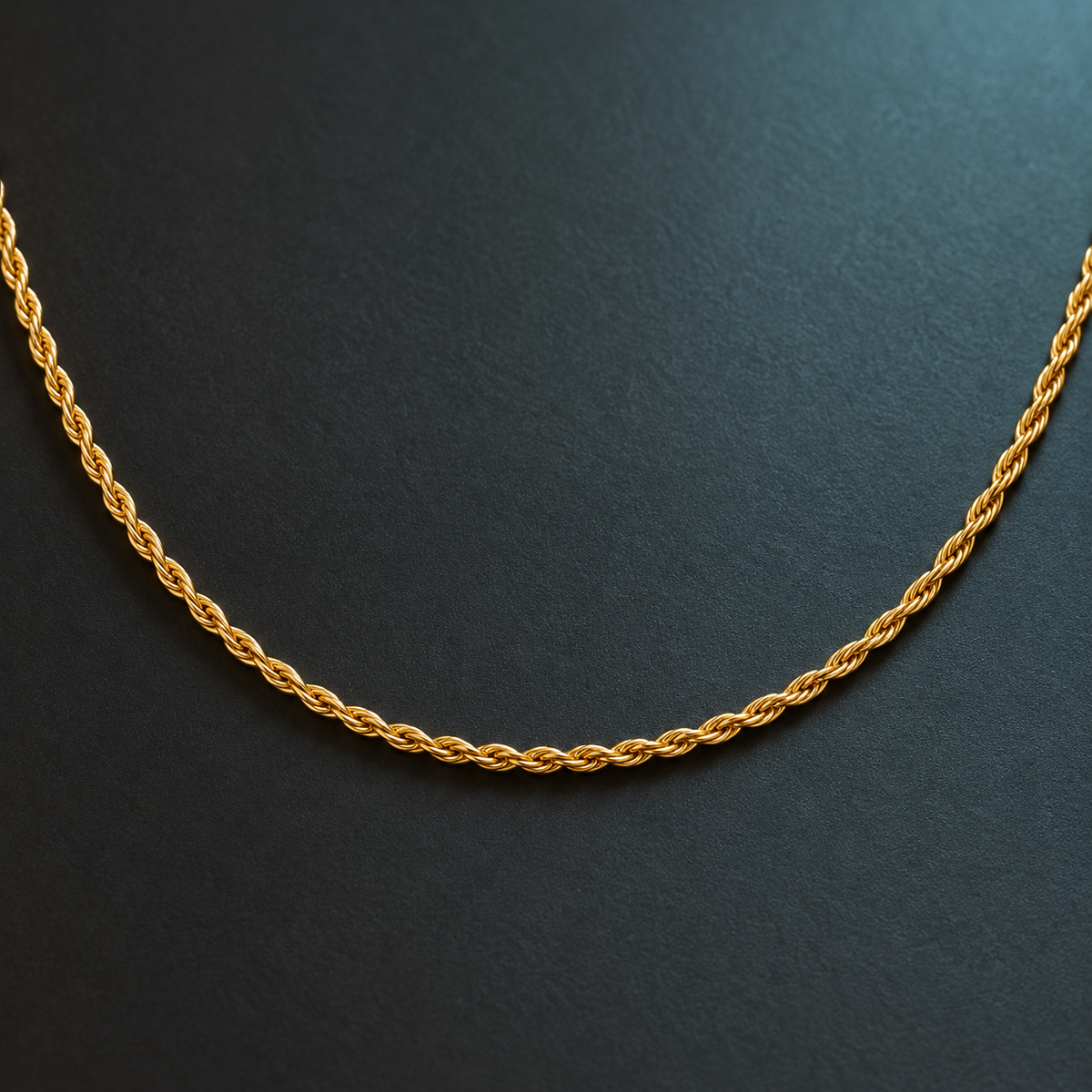 Fine gold-tone rope-pattern necklace with an extender