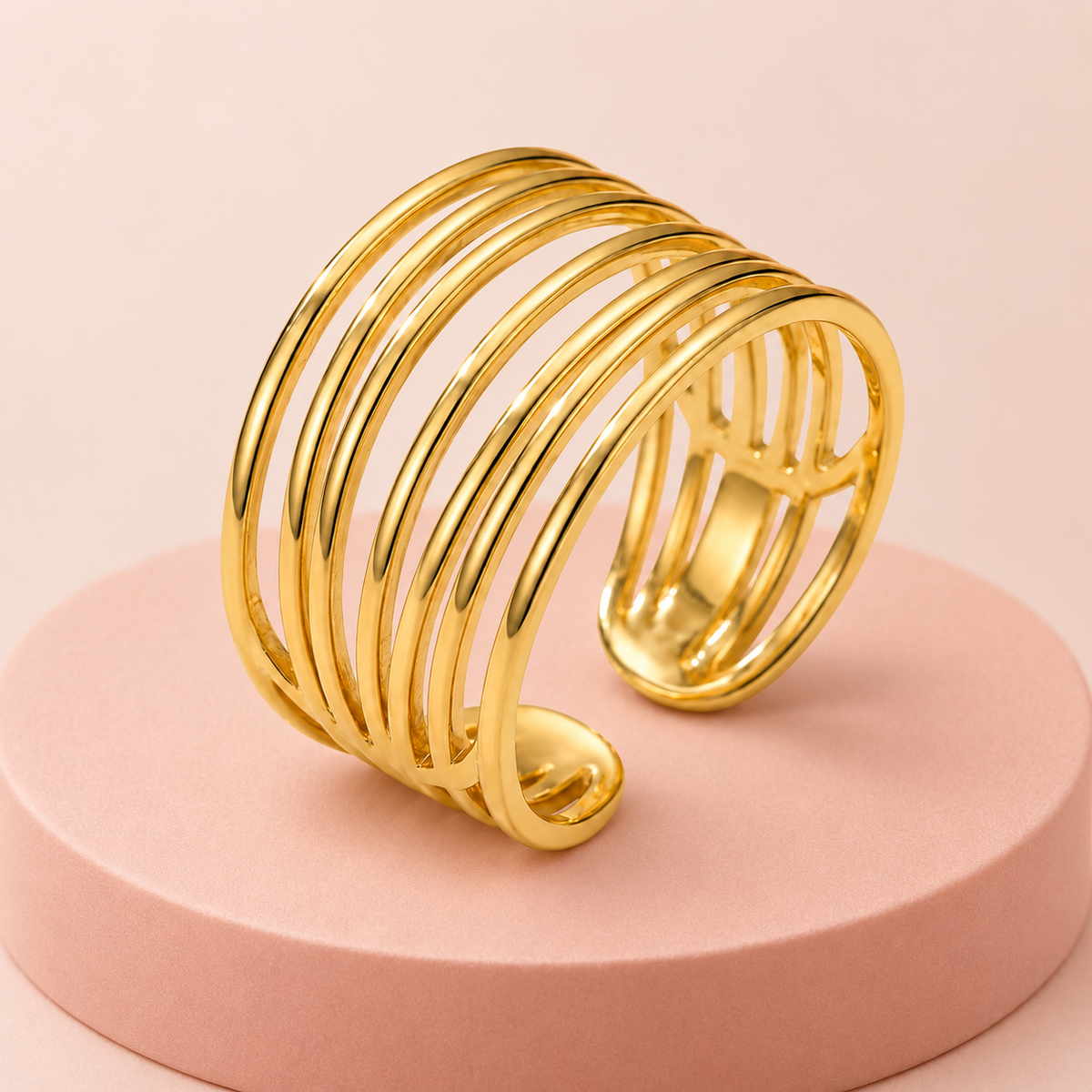 Seven-Rail Open Ring on a display plinth