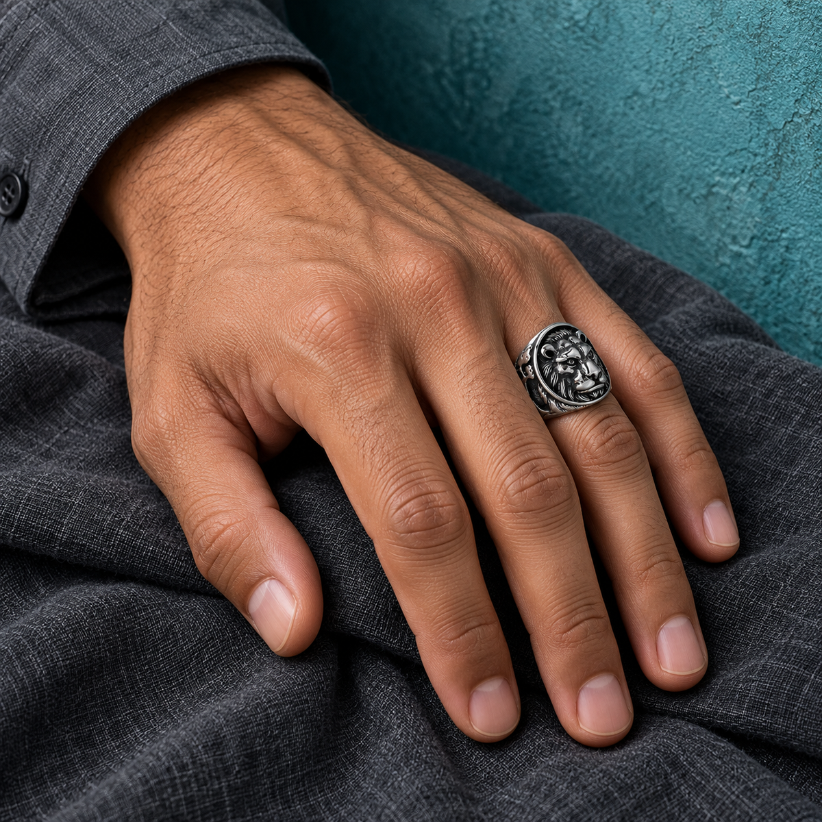 Dark Silver-Tone Lion-Face Ring for Men - photo 3